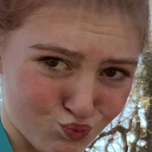 Meet your Posher, Addy